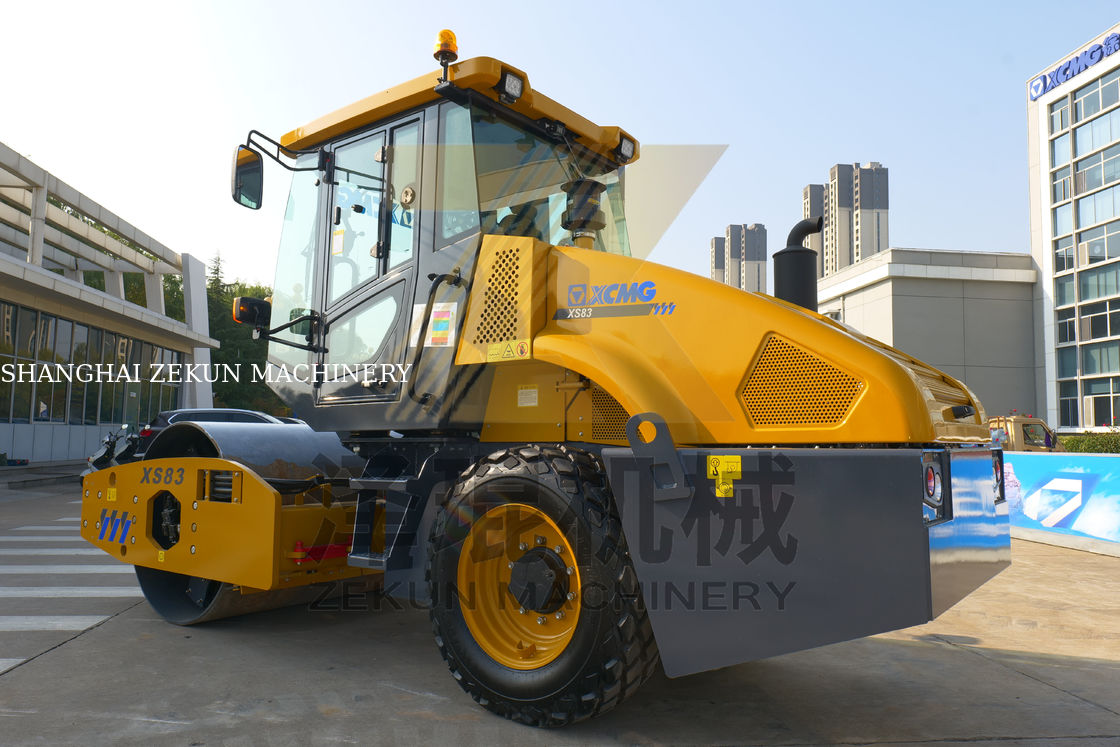 8 طن XCMG XS83 الهيدروليكية الكاملة طبل واحد الدوار EU المرحلة الثالثة