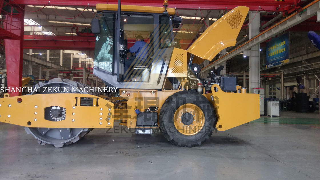 8 طن XCMG CV83U الهيدروليكية طبل الدوار الطابق الأوروبي T4F آلة