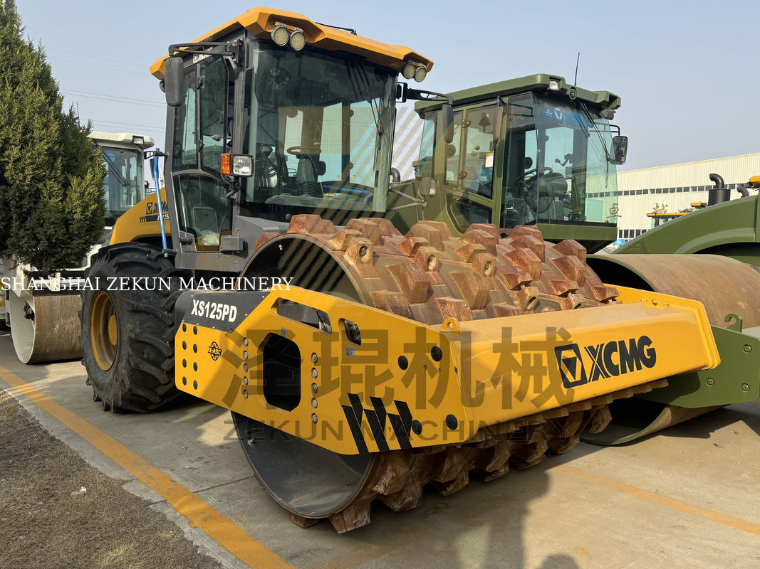 12 طن XCMG XS125 الهيدروليكية الكاملة طبل واحد عجلة الاتحاد الأوروبي المرحلة V