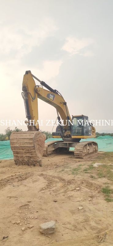 الحفرة Cat 340D2L 2019 مع 8 436 ساعة عمل أداء ممتاز