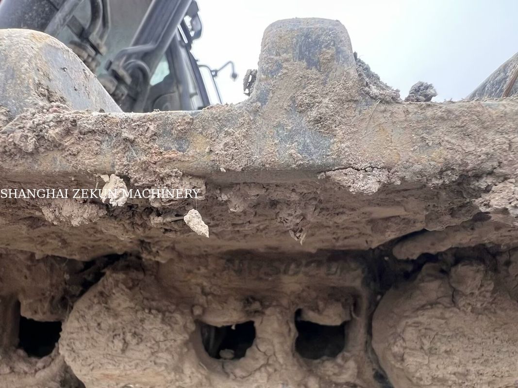 الحفارة المستخدمة 2020 دوسان DX380 مع 4 816 ساعة عمل في حالة جيدة