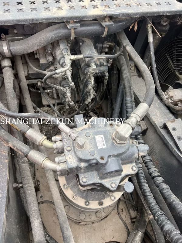 الحفارة المستخدمة 2020 دوسان DX380 مع 4 816 ساعة عمل في حالة جيدة