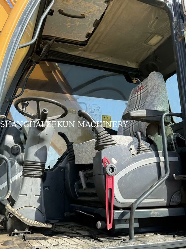 2014 هيونداي R210W-9 21 طن حفرة عجلة مثالية لمشاريع البناء