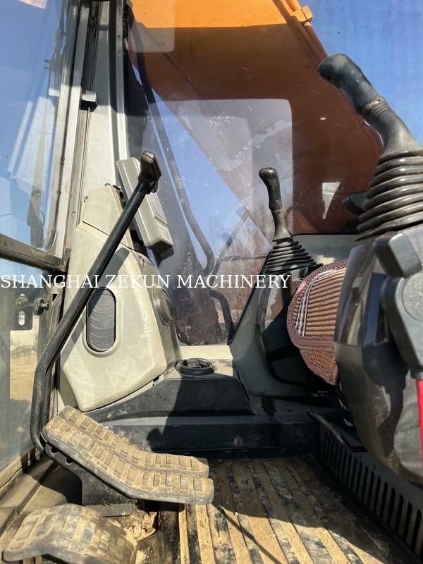 2019 ساني SY215C الحفرة 21 طن ساعات قليلة الخيار الأول لأعمال البناء