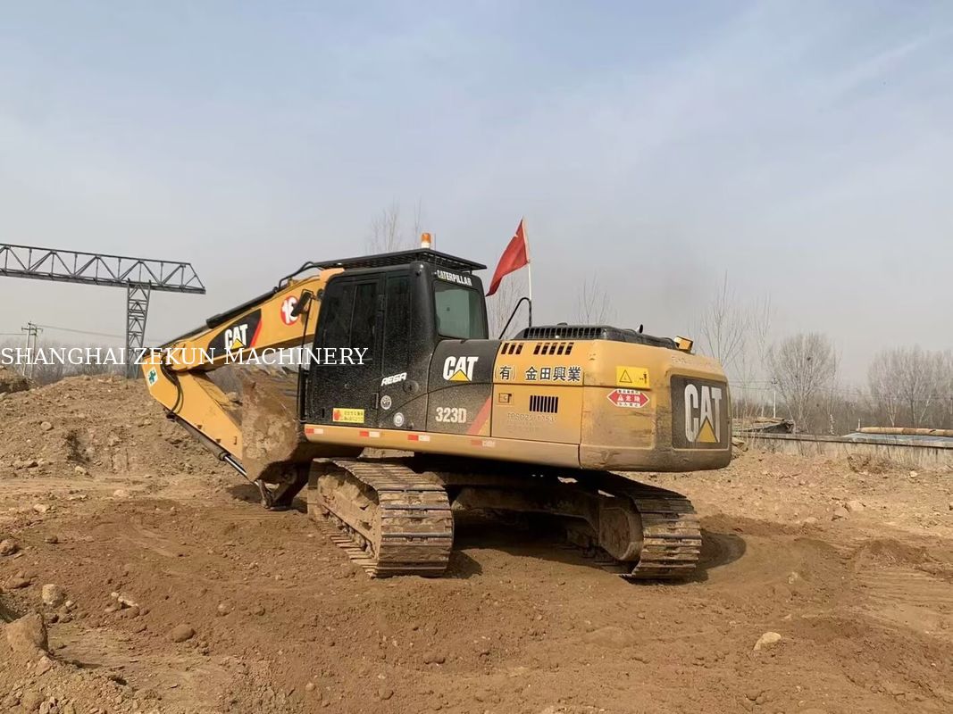 حفرة 2020 Cat 323D2 متعددة الاستخدامات 23 طن 4877 ساعة لتطبيقات مختلفة
