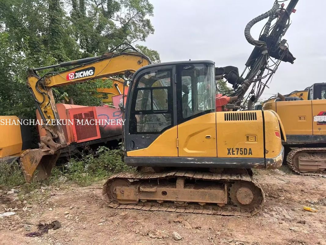 2021 XCMG XE75DA حفرة الزحف الهيدروليكي 7.5 طن فئة مع كسارة ومرفقات المقبض