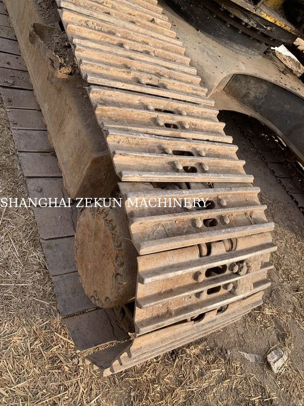 2015 كوماتسو PC210LC-8MO الحفر مع وزن تشغيل من 100 كجم ووصول الحفر الأقصى من 9