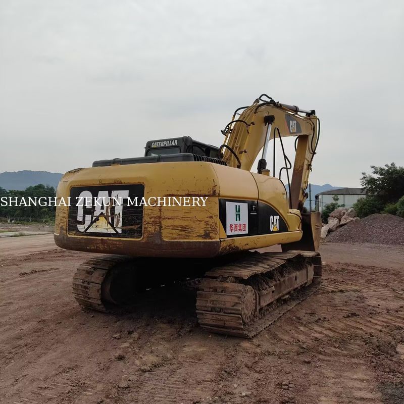 حفارة CAT 320D موديل 2016 من فئة 20 طن بمحرك CAT C6.4 ACERT، أقصى عمق للحفر 680 مم