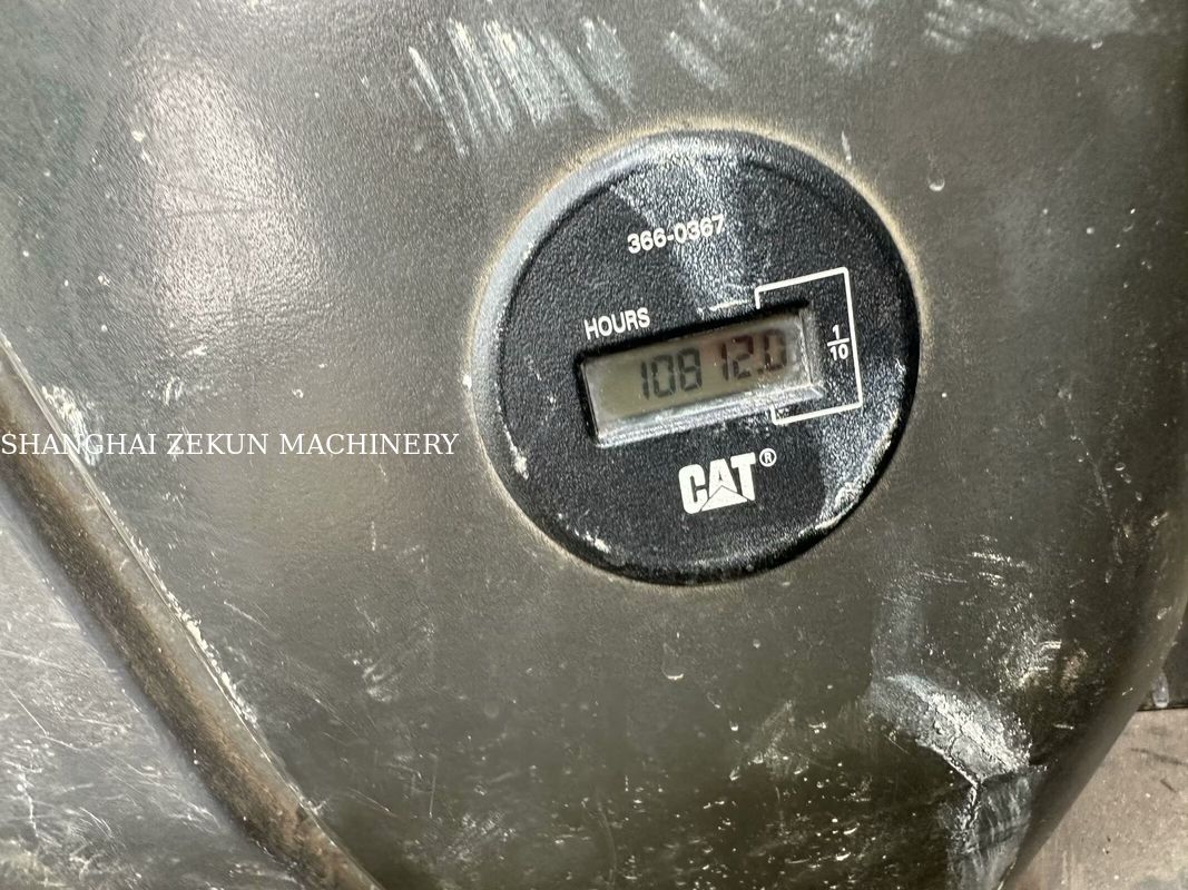 2014 CAT 320D2 الحفرة 10 812hrs والأداء معدل التدفق الهيدروليكي 2 × 214 لتر / دقيقة سرعة السفر 3.5 / 5.5 كم / ساعة