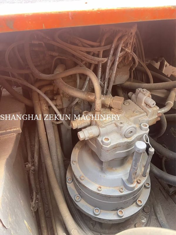 حفارة هيتاشي ZX350H-3 موديل 2016، كابينة مكيفة، أقصى عمق للحفر 460 مم، 5600 ساعة عمل، بحالة ممتازة