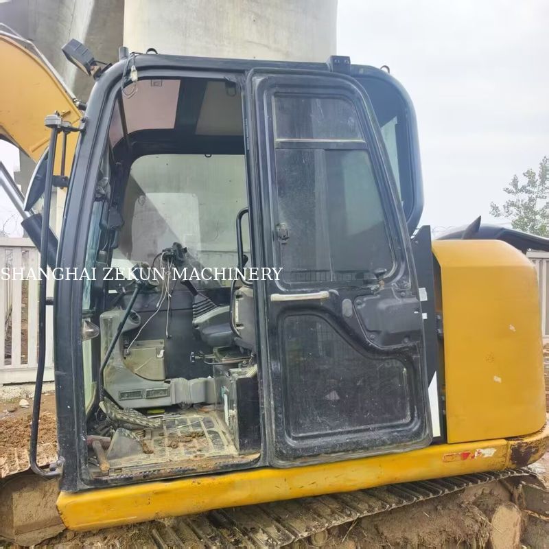 2017 CAT 307E2 الحفار 12544hrs الحد الأقصى للارتفاع 070 مم الضغط الهيدروليكي 28 MPa