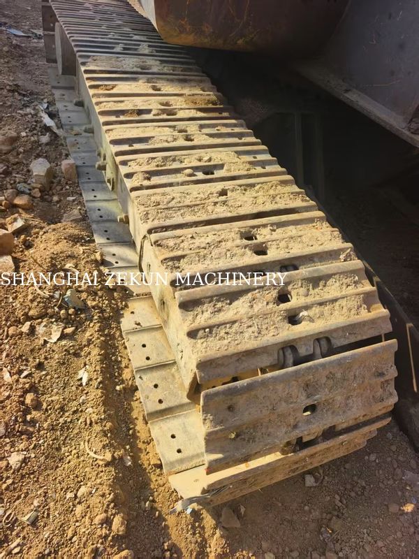 حفارة دوسان DX60 موديل 2013 بضغط هيدروليكي 27.5 ميجا باسكال وارتفاع حفر أقصى 800 ملم