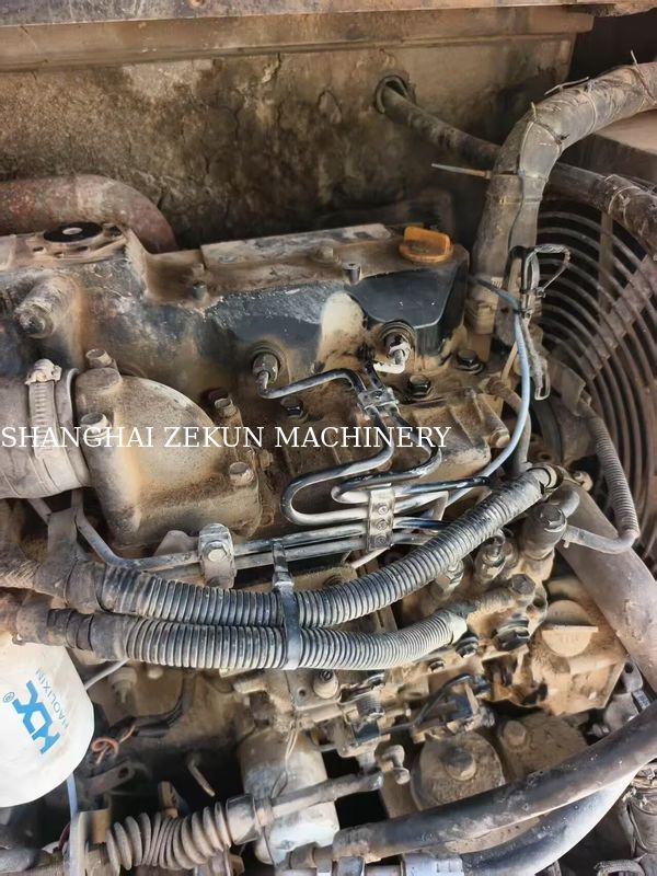 حفارة دوسان DX60 موديل 2013 بضغط هيدروليكي 27.5 ميجا باسكال وارتفاع حفر أقصى 800 ملم