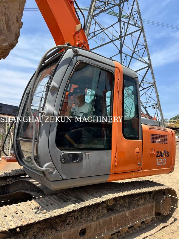 حفارة Hitachi ZX120-6، 14165 ساعة، للاحتياجات التجارية، سعة خزان الوقود 240 لتر، الضغط الهيدروليكي 34.3 ميجا باسكال