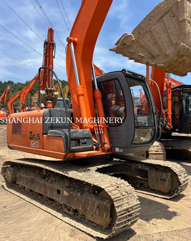 حفارة Hitachi ZX120-6، 14165 ساعة، للاحتياجات التجارية، سعة خزان الوقود 240 لتر، الضغط الهيدروليكي 34.3 ميجا باسكال