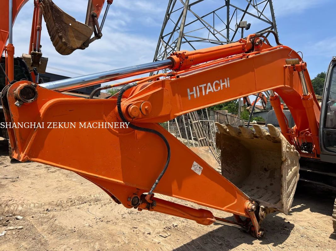 حفارة Hitachi ZX120-6، 14165 ساعة، للاحتياجات التجارية، سعة خزان الوقود 240 لتر، الضغط الهيدروليكي 34.3 ميجا باسكال