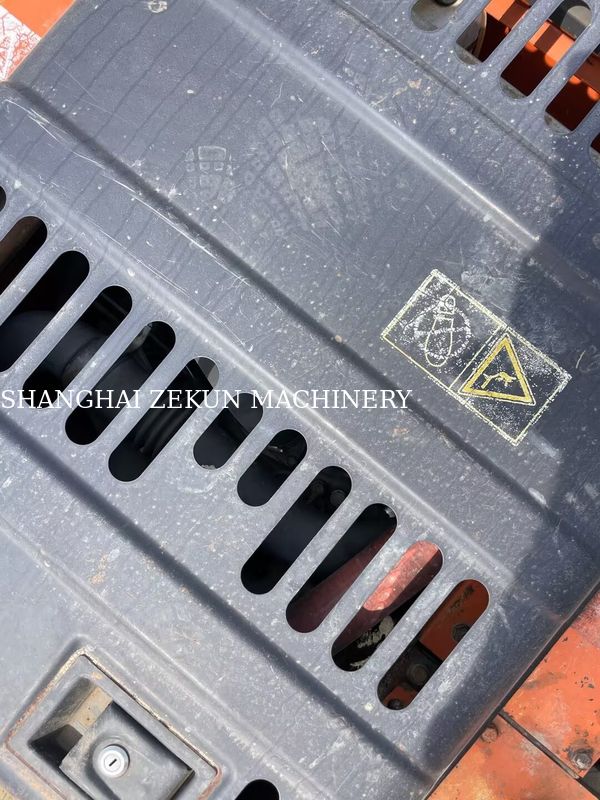 حفرة هيتاشي ZX120-6 تستخدم مع طول الذراع 2.5m و 210mm الحد الأقصى ارتفاع التخلص 11158hrs