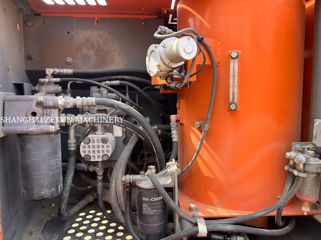 حفرة هيتاشي ZX130-6 مستعملة مع 11053hrs 4.6m طول البوم 34.3 MPa الضغط الهيدروليكي