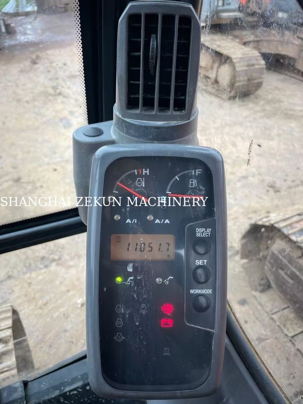 11051 ساعة حفارة هيتاشي ZX200-3G بسعة جرافة 0.8 - 1.0 متر مكعب