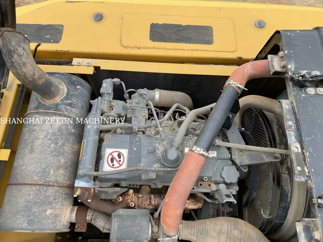 حفار زاحف CAT معدات حفر قوية ممتازة للحفر في مواقع البناء